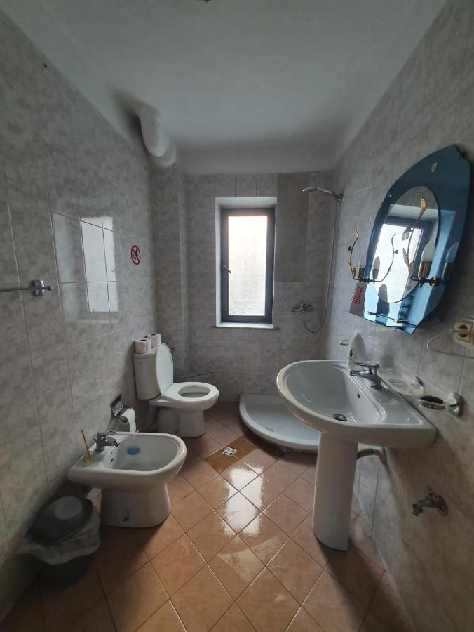 New# Bright Apartment-Tirana City Center Eksteriør billede